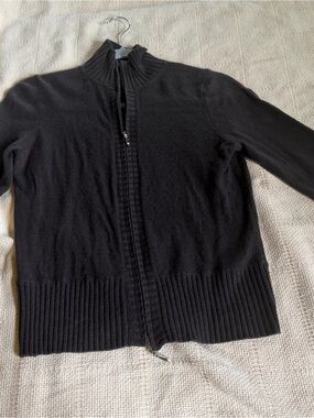 Valerie Stevens Black Full-Zip Ribbed Hem Sweater